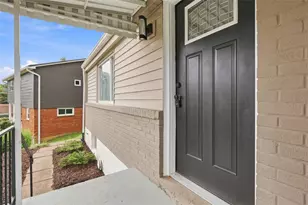 13 Cypress Dr, Carnegie, PA 15106 - Photo 5
