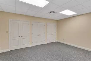 9731 Harmony Dr, Pittsburgh, PA 15237 - Photo 35