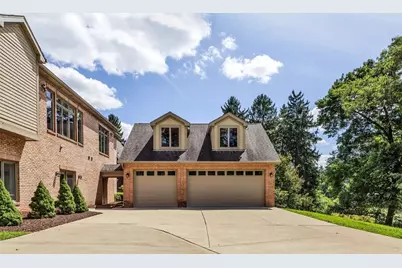 9731 Harmony Dr, Pittsburgh, PA 15237 - Photo 41
