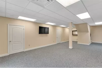 9731 Harmony Dr, Pittsburgh, PA 15237 - Photo 33