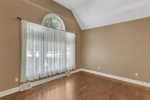 9731 Harmony Dr, Pittsburgh, PA 15237 - Photo 9