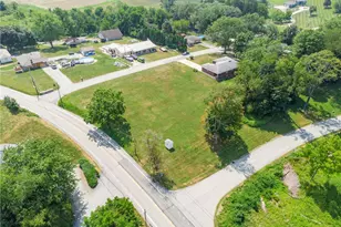 2 Fritchman Dr, Penn Twp, PA 15644 - Photo 5