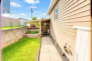 4 Hayes St, Dunbar, PA 15431 - Photo 29