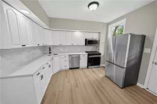 1428 Dormont Ave, Pittsburgh, PA 15216 - Photo 3
