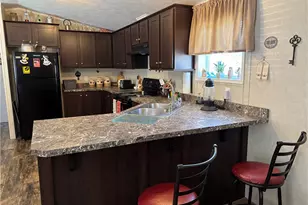 146 Cardinal Dr, Hempfield Township, PA 15644 - Photo 9