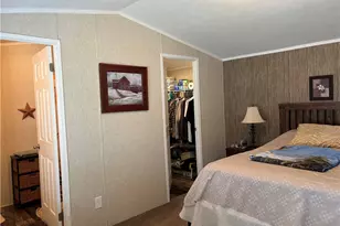 146 Cardinal Dr, Hempfield Township, PA 15644 - Photo 13