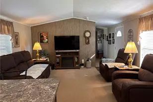 146 Cardinal Dr, Hempfield Township, PA 15644 - Photo 11