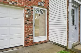 902 Lynwood, Cranberry Township, PA 16066 - Photo 3
