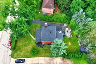 414 Gardner Pl, Ross Twp, PA 15237 - Photo 31
