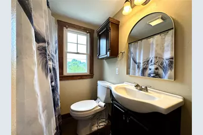 509 Deemer Ave, Ellport, PA 16117 - Photo 7