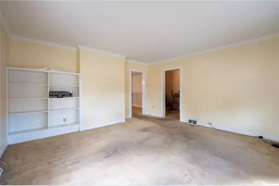 224 Irving Ave, Latrobe, PA 15650 - Photo 3