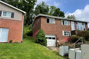 543 Lucia Dr, Wilkins Township, PA 15221 - Photo 3