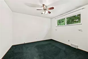 1502 Linnie Lou Dr, Pittsburgh, PA 15234 - Photo 15