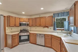 4 Spencer Dr, Penn Twp, PA 15642 - Photo 15
