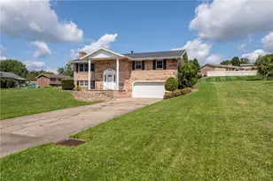 302 Virginia Cir, South Union Township, PA 15401 - Photo 5