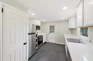11 Lee Ave, Pittsburgh, PA 15221 - Photo 7
