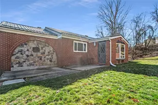 210 Linden Ave, Pittsburgh, PA 15238 - Photo 3