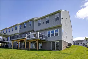 7001 Wellington Ct, Penn Twp, PA 15644 - Photo 5