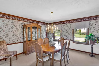204 Trillium Dr, Cranberry Township, PA 16066 - Photo 9