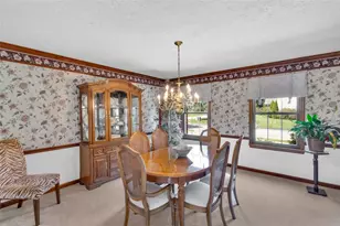 204 Trillium Dr, Cranberry Township, PA 16066 - Photo 9