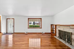 1911 McLean St, Aliquippa, PA 15001 - Photo 5