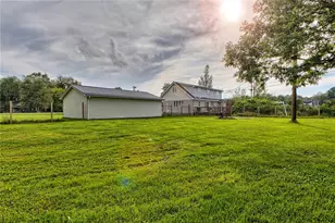 447 Gas Center Rd, Wheatfield Township (East/West), PA 15954 - Photo 33