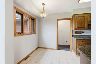 1722 Worcester Drive, Scott Township, PA 15243 - Photo 17