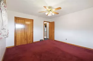 1722 Worcester Dr, Scott Township, PA 15243 - Photo 21