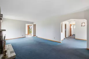 1722 Worcester Dr, Scott Township, PA 15243 - Photo 7