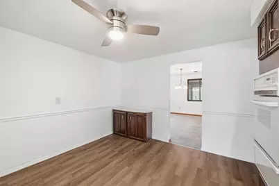 4930 Gardenville Rd, Pittsburgh, PA 15236 - Photo 15