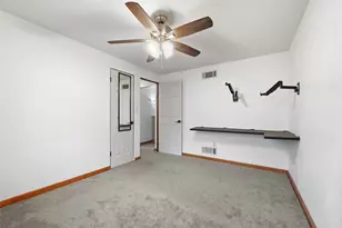 4930 Gardenville Rd, Pittsburgh, PA 15236 - Photo 25