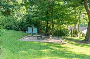 155 Thorndale Dr, Chippewa Township, PA 15010 - Photo 5