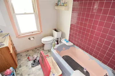 418 Virginia Ave, Rochester, PA 15074 - Photo 17