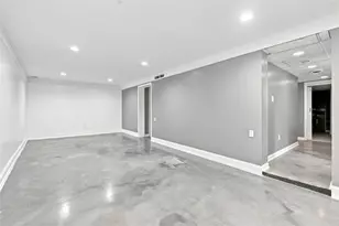 5761 Library Rd, Bethel Park, PA 15102 - Photo 3