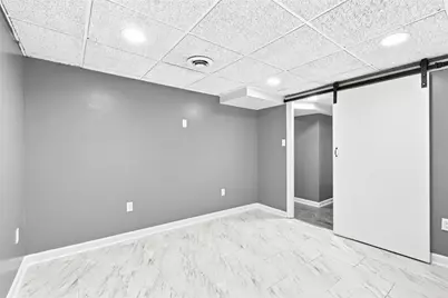 5761 Library Rd, Bethel Park, PA 15102 - Photo 23