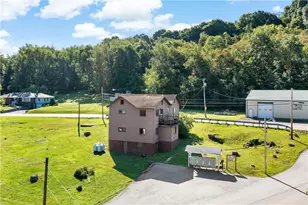 2443 Race Track Rd, New Stanton, PA 15672 - Photo 31