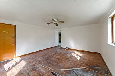 2443 Racetrack Rd, New Stanton, PA 15672 - Photo 25