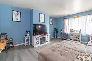 641 W Newton St, Greensburg, PA 15601 - Photo 9