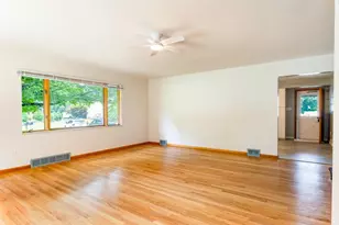 217 Edgewood Ave, Aliquippa, PA 15001 - Photo 19
