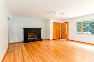 217 Edgewood Ave, Aliquippa, PA 15001 - Photo 17