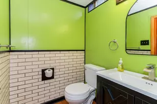217 Edgewood Ave, Aliquippa, PA 15001 - Photo 35