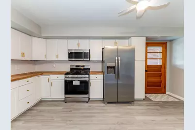 217 Edgewood Ave, Aliquippa, PA 15001 - Photo 13