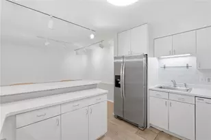 220 N Dithridge, Pittsburgh, PA 15213 - Photo 25