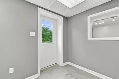 5671 Library Rd, Bethel Park, PA 15102 - Photo 7