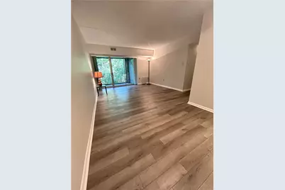 2160 Greentree Rd #400W, Scott Township, PA 15220 - Photo 13