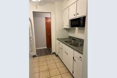 2160 Greentree Rd #400W, Scott Township, PA 15220 - Photo 17
