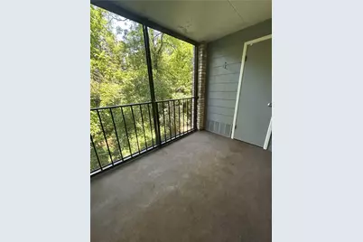 2160 Greentree Rd #400W, Scott Township, PA 15220 - Photo 25