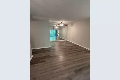 2160 Greentree Rd #400W, Scott Township, PA 15220 - Photo 13