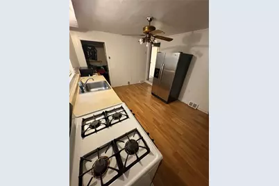 907 Walnut Street, North Braddock, PA 15104 - Photo 11