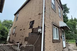 907 Walnut St, North Braddock, PA 15104 - Photo 5